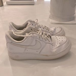 💕Nike size 6.5 Air Force One.